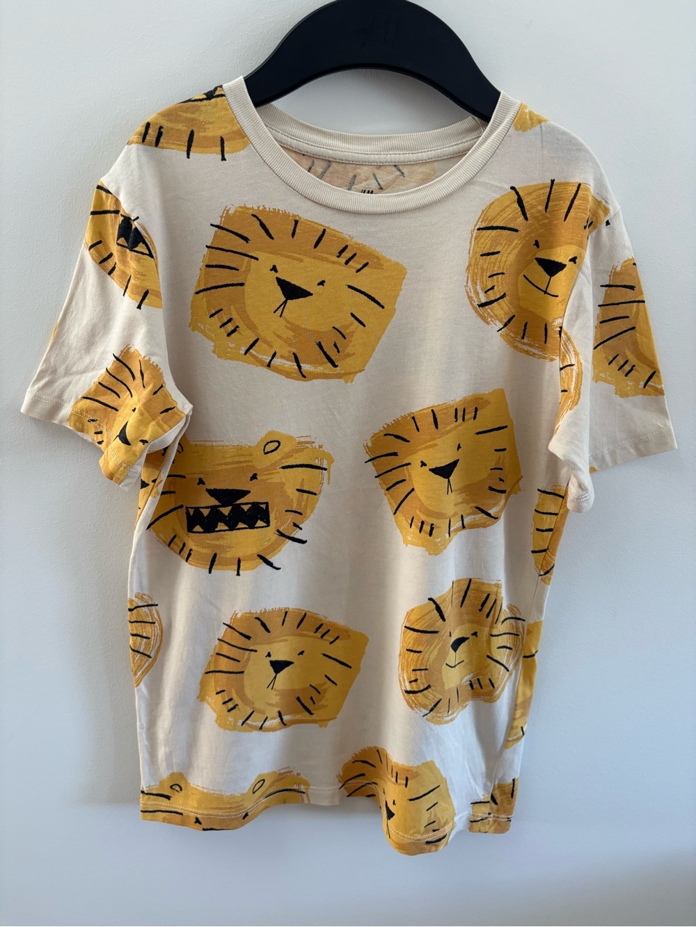 H&M Cream Tee with Mustard Yellow Lion Faces